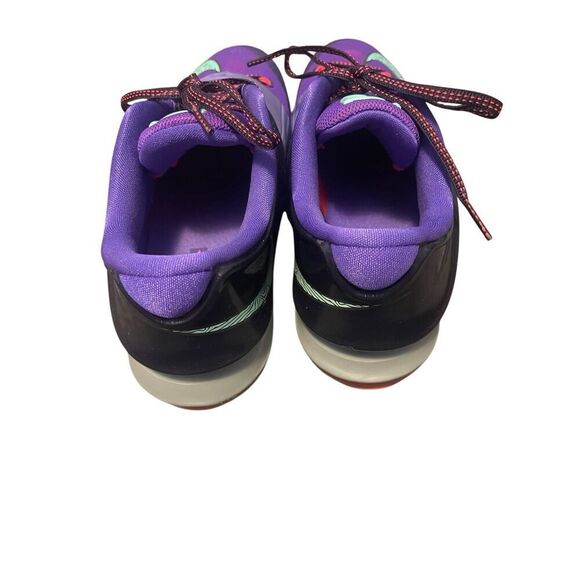 Nike KD 7 VII Lightening Grape Sneaker - Picture 3 of 7